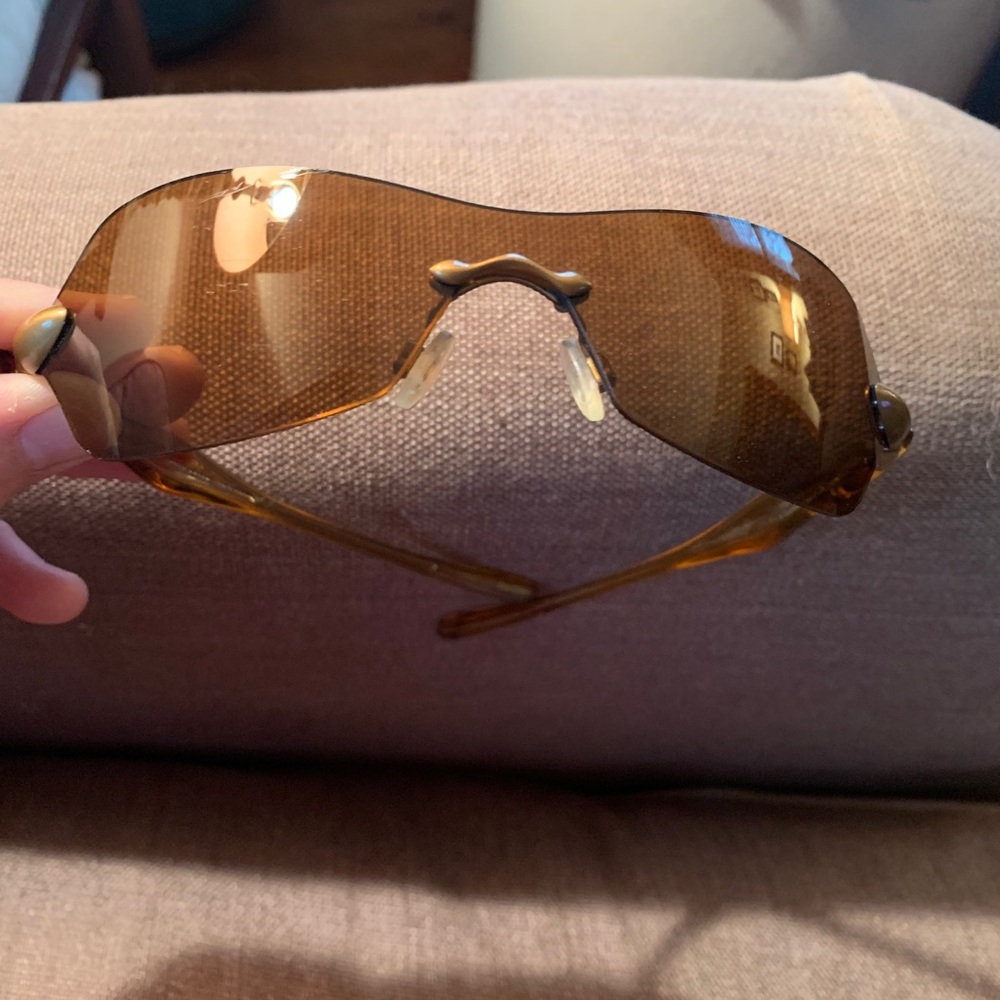 Vintage womens rimless Oakley sunglasses